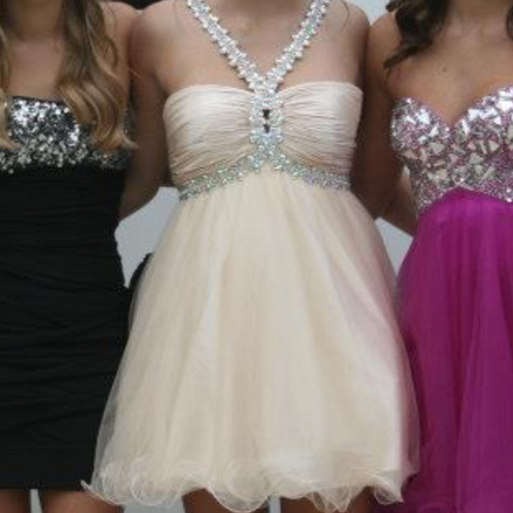 Night Moves Cream Prom/ Homecoming Dress